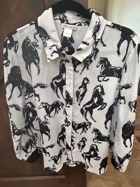 OO LALA Black and White Horse Print Button-Up Blouse